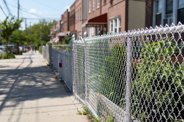 Chain Link Fence Construction
